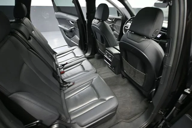 Used 2022 Black Audi 55 Premium Plus image 41