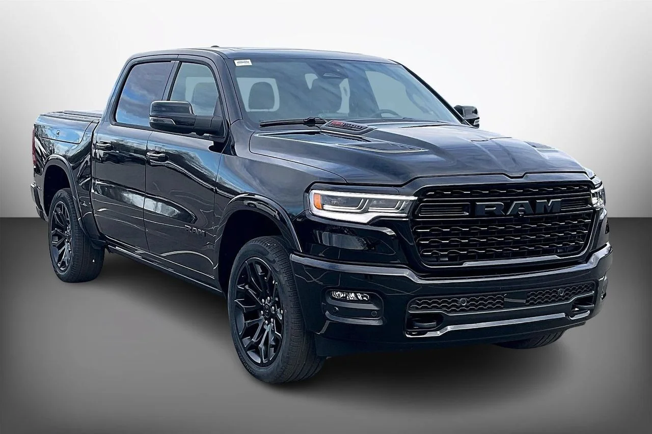 New 2026 Diamond Black Crystal Pearl-Coat Exterior Paint RAM Limited image 2