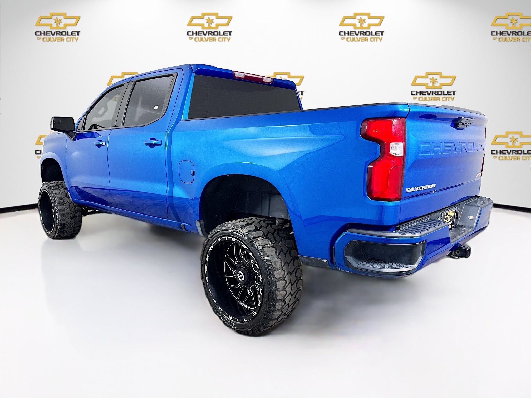 Used 2023 Glacier Blue Metallic Chevrolet RST image 6