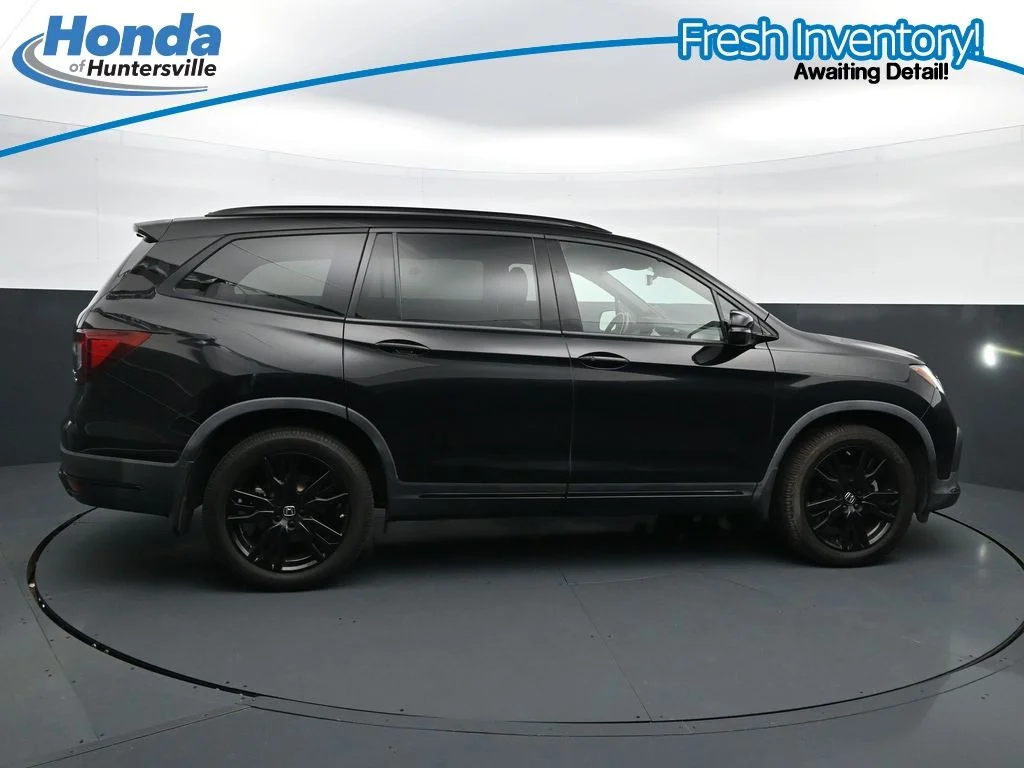 Used 2022 Crystal Black Pearl Honda Black Edition image 11
