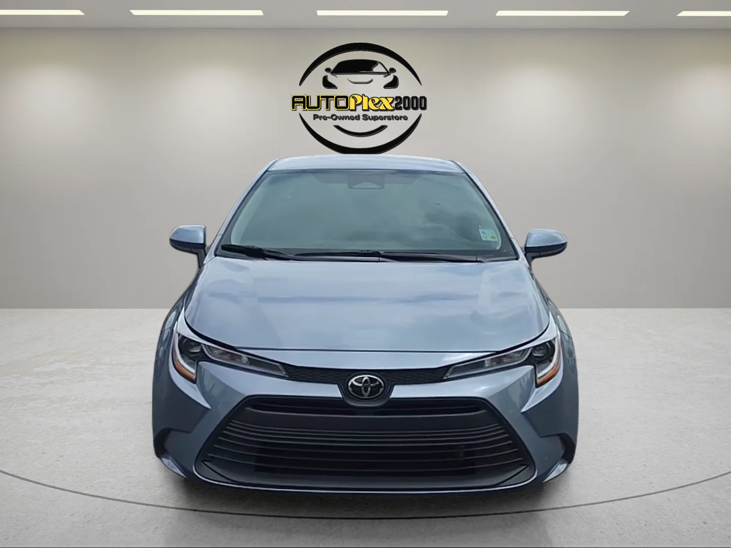 Used 2025 Gray Toyota LE image 2