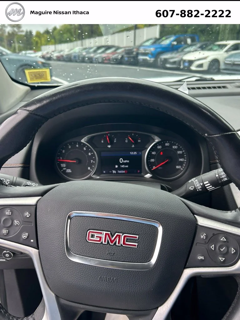 Used 2020 Silver GMC SLT image 6