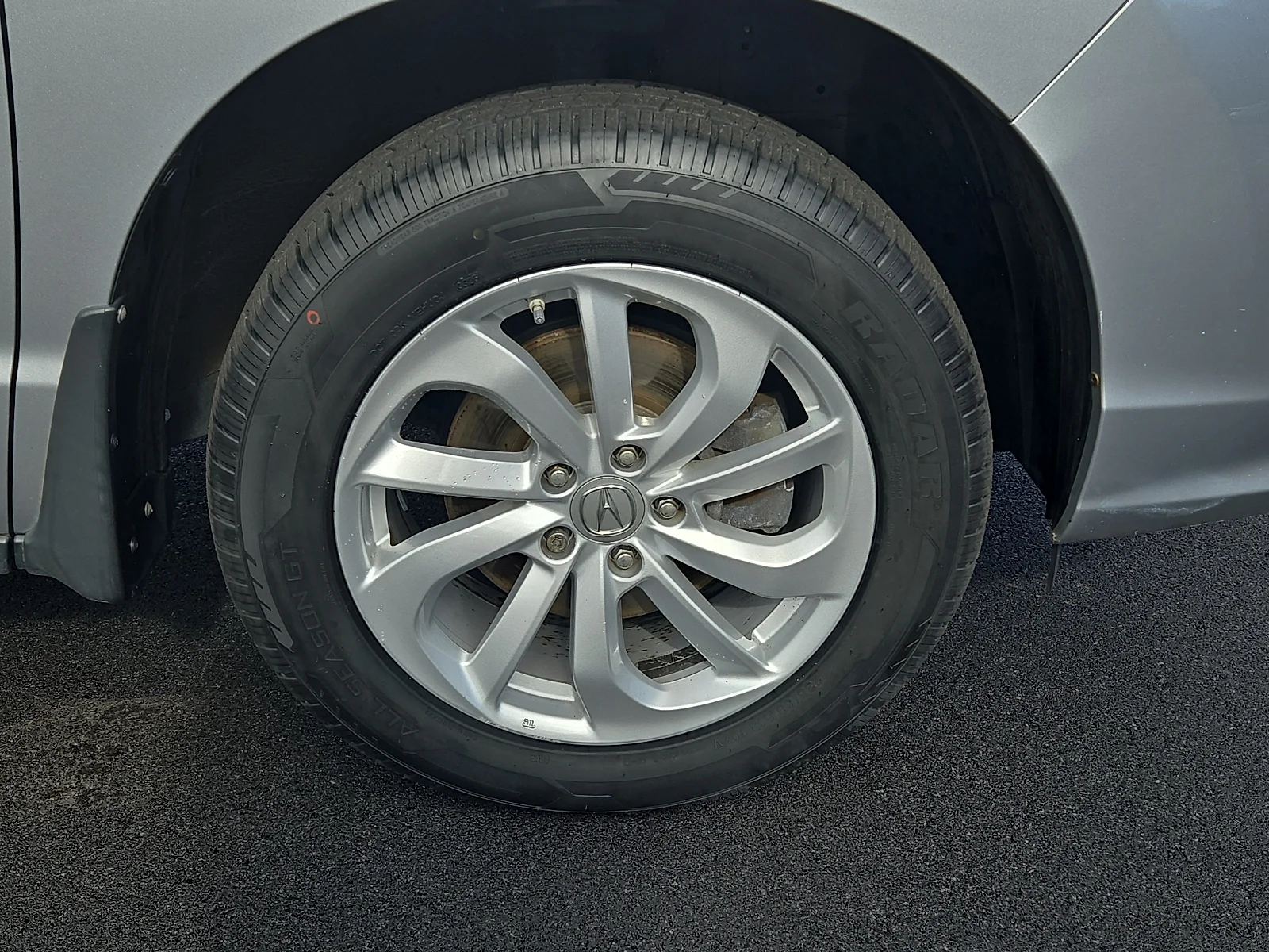Used 2018 Lunar Silver Metallic - SI Acura  image 8