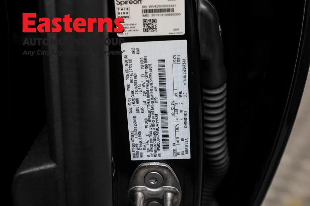 Used 2021 Blue Ford SEL image 34
