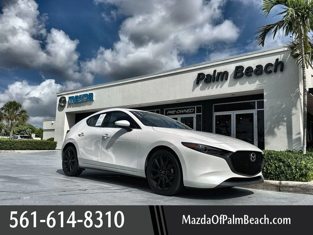 2024 Mazda CX-3 Premium MT 5-Door SKYACTIV's photo