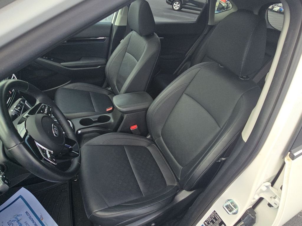 2021 Kia Seltos EX - Photo 11