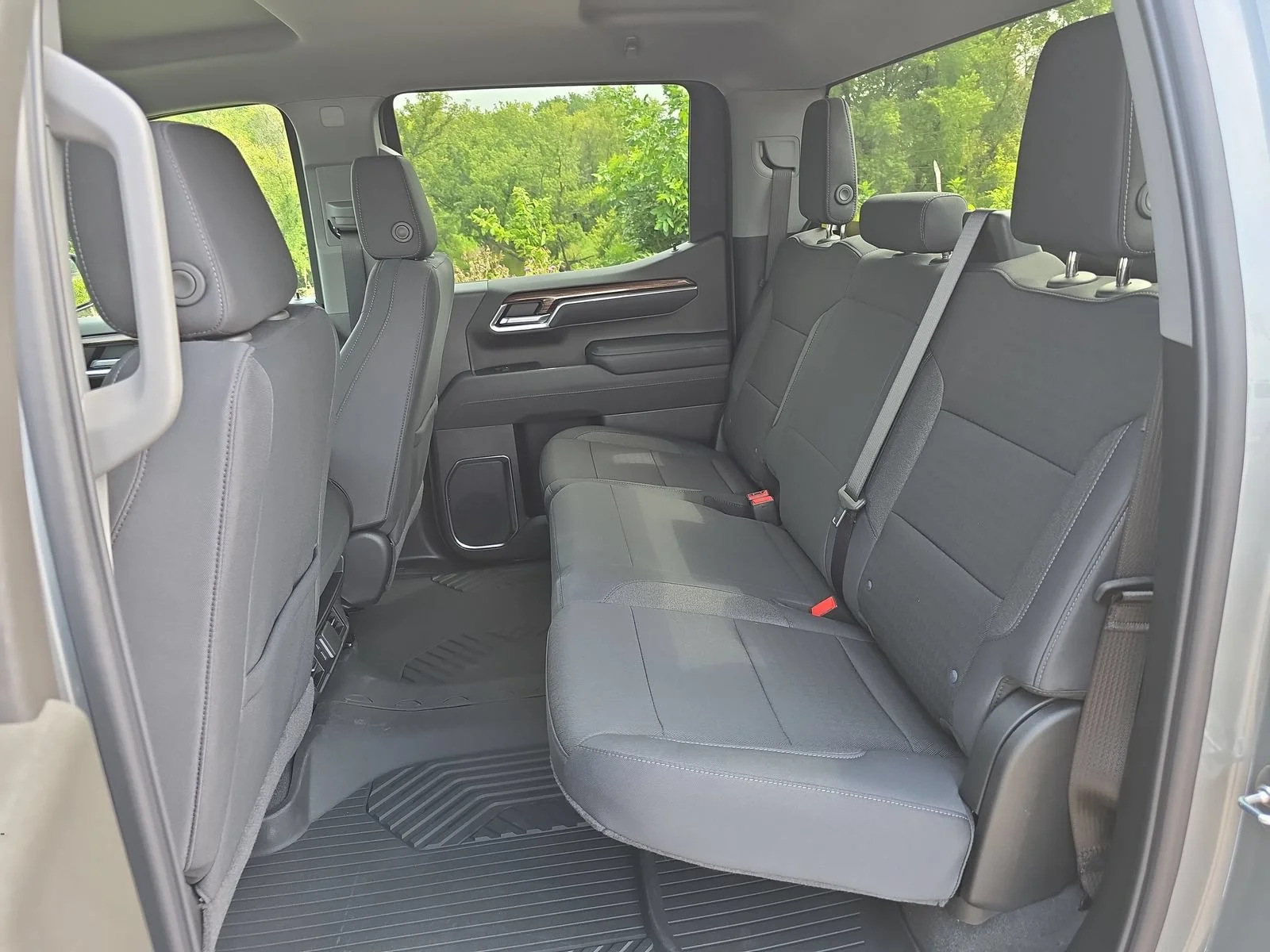2026 Chevrolet Silverado 1500 LT - Photo 7