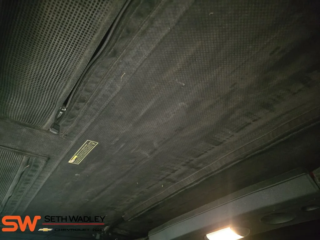Used 2015 Red Jeep Sahara image 29
