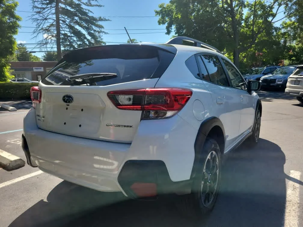 Used 2023 Crystal White Pearl Subaru  image 3