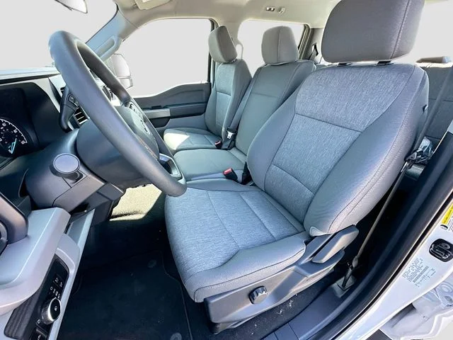 New 2026 Oxford White Ford XL image 14