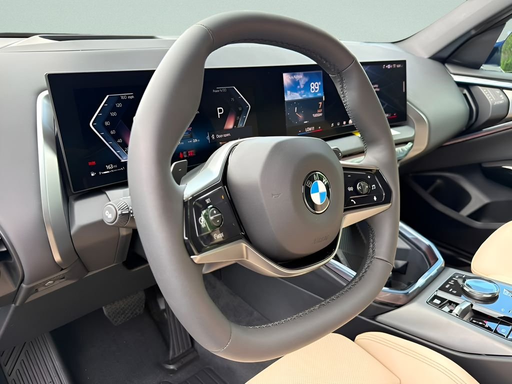 New 2026 Tanzanite Blue II Metallic BMW 30 xDrive image 13