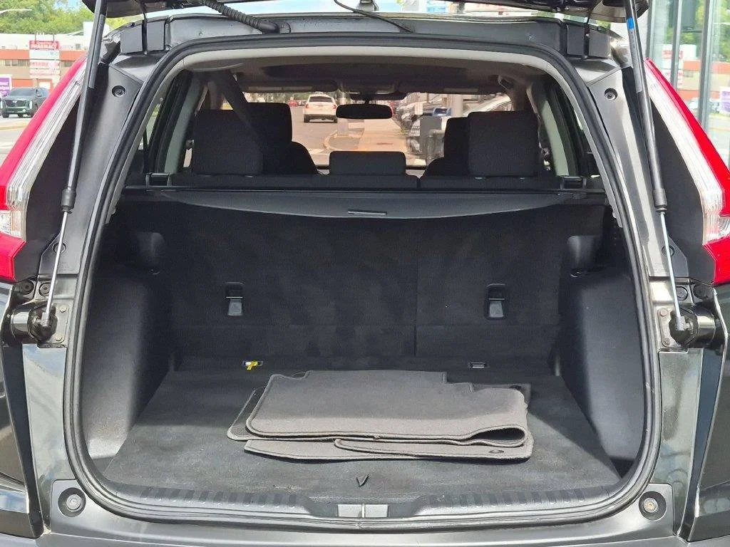 Used 2018  Honda EX image 7