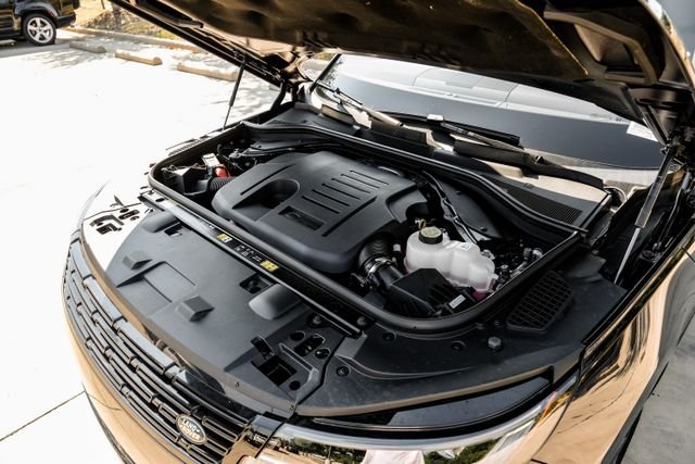 New 2026  Land Rover Dynamic SE image 60