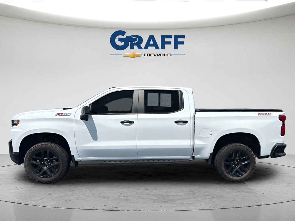 Used 2021 SUMMIT WHITE Chevrolet LT Trail Boss image 3