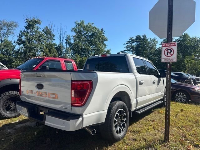 Used 2023 Avalanche Ford XLT image 3