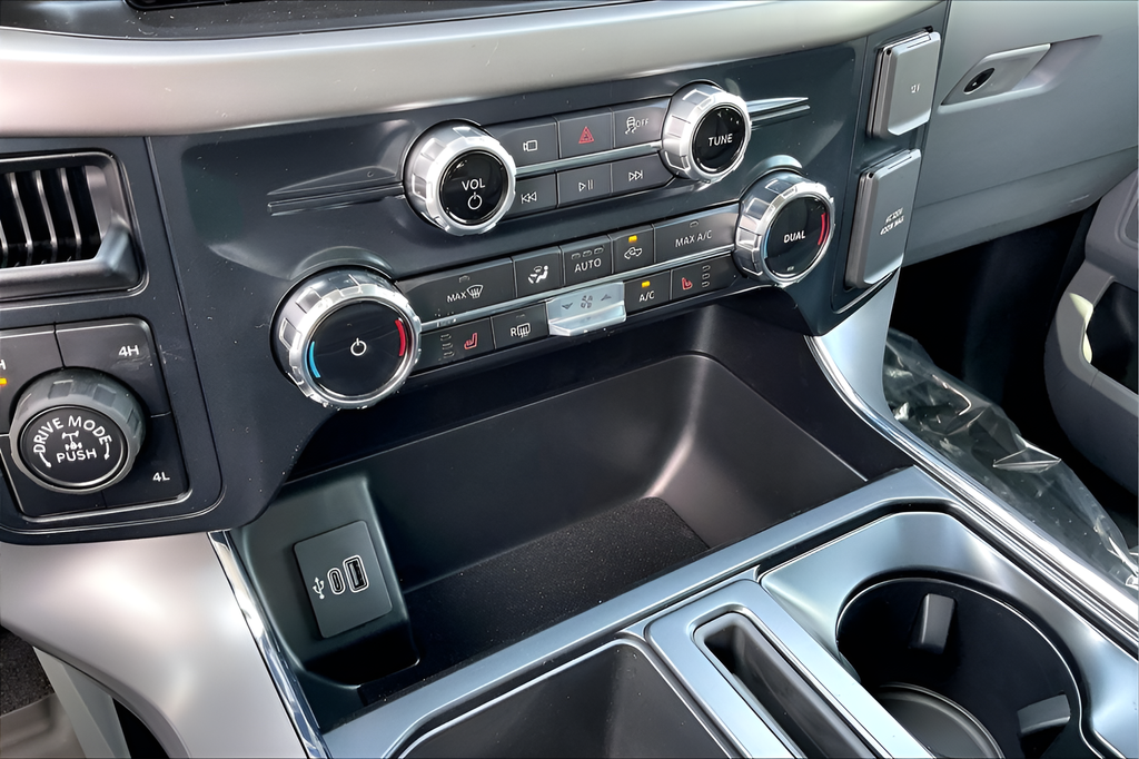 New 2026 Black Ford XLT image 14