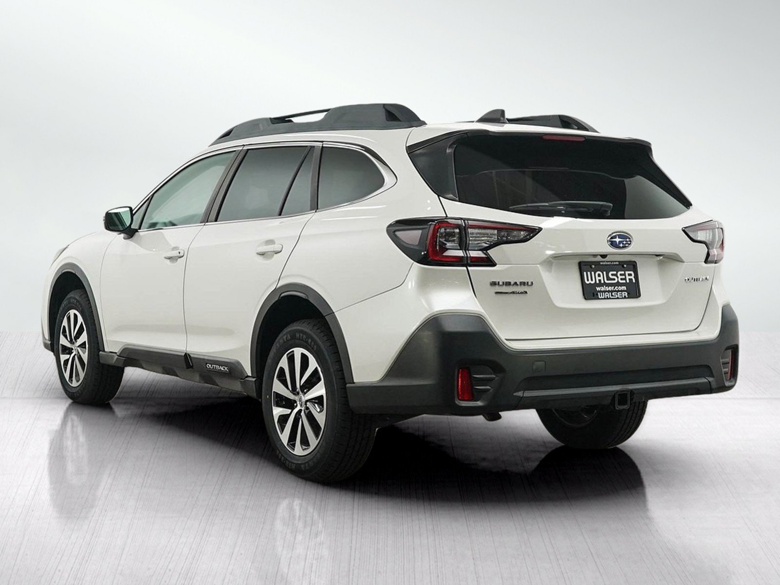 Used 2020 Crystal White Pearl Subaru Premium image 3
