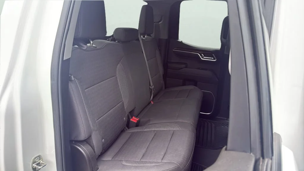 Used 2023 Summit White GMC Elevation image 15