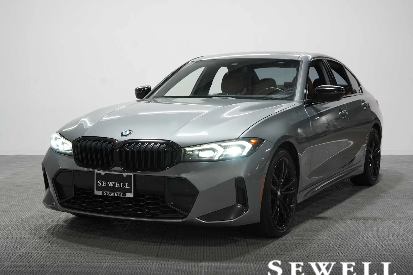 Used 2023 Skyscraper Grey Metallic BMW 330i xDrive image 1
