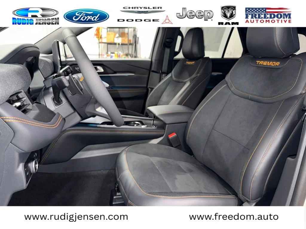 New 2026 White Ford Tremor image 11