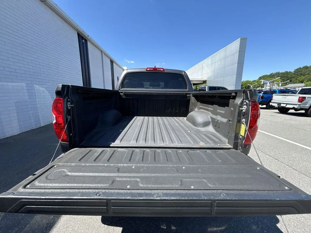 Used 2020 Gray Toyota SR5 image 19