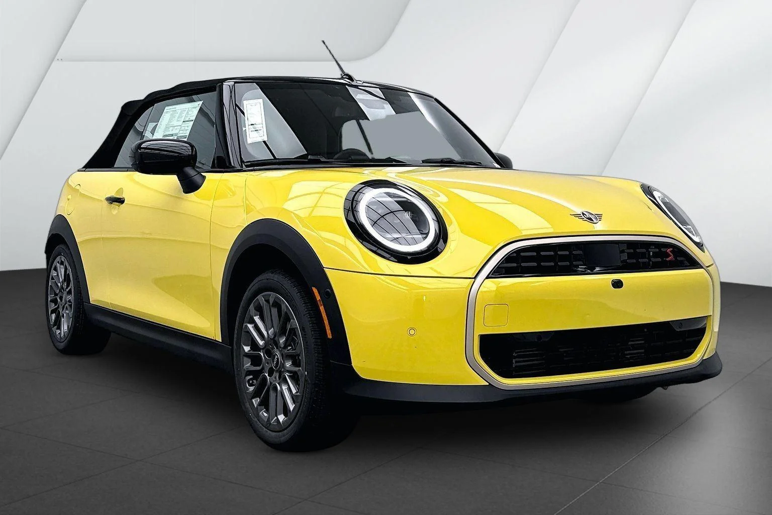 New 2026 Sunny Side Yellow MINI Iconic image 1