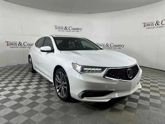 Used 2019  Acura 3.5L Advance Pkg image 3