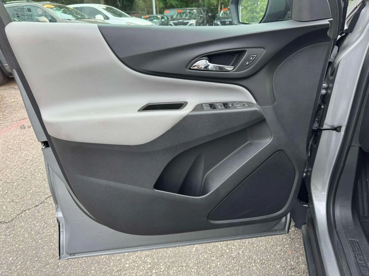 Used 2023 Sterling Gray Metallic Chevrolet FWD LS image 18