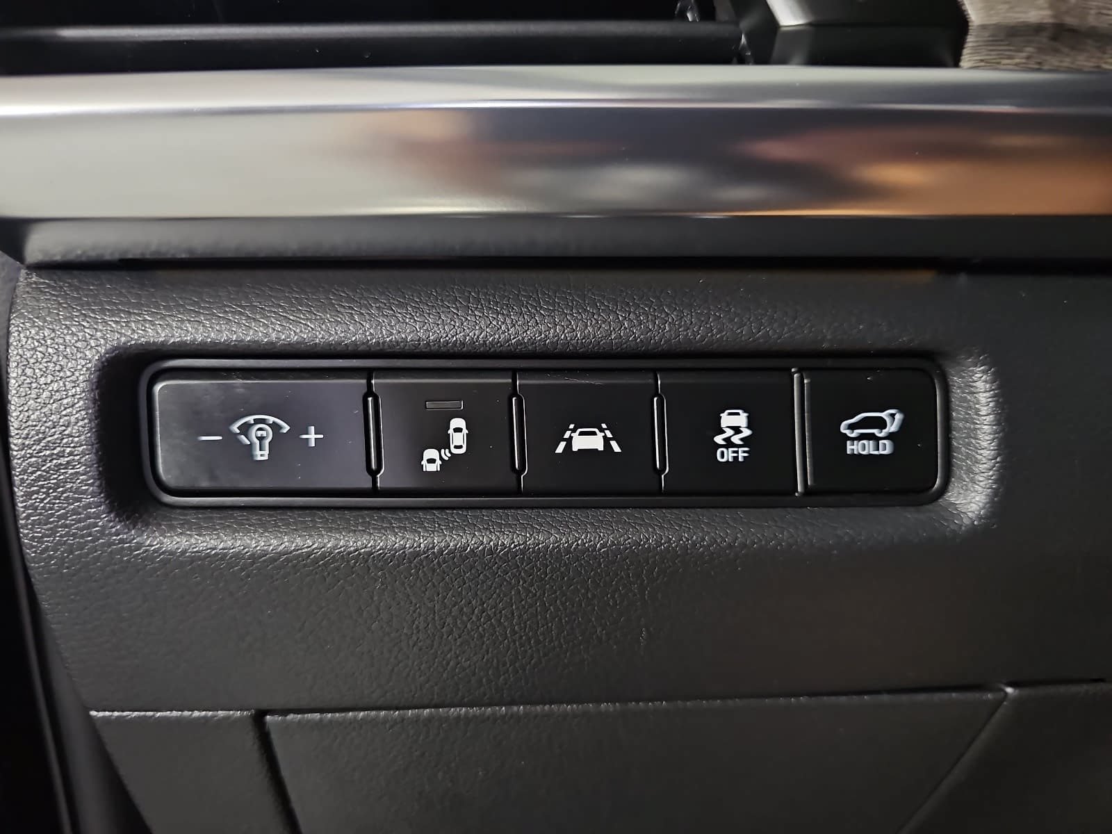 Used 2022 Black Kia SX image 26