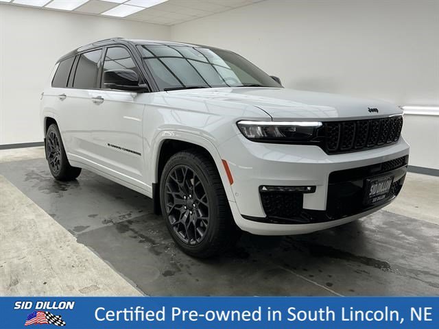Used 2023 Bright White Clearcoat Jeep Summit Reserve image 3