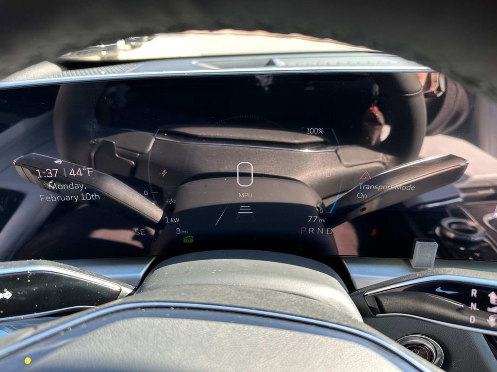 2025 Cadillac LYRIQ Luxury 1 - Photo 18