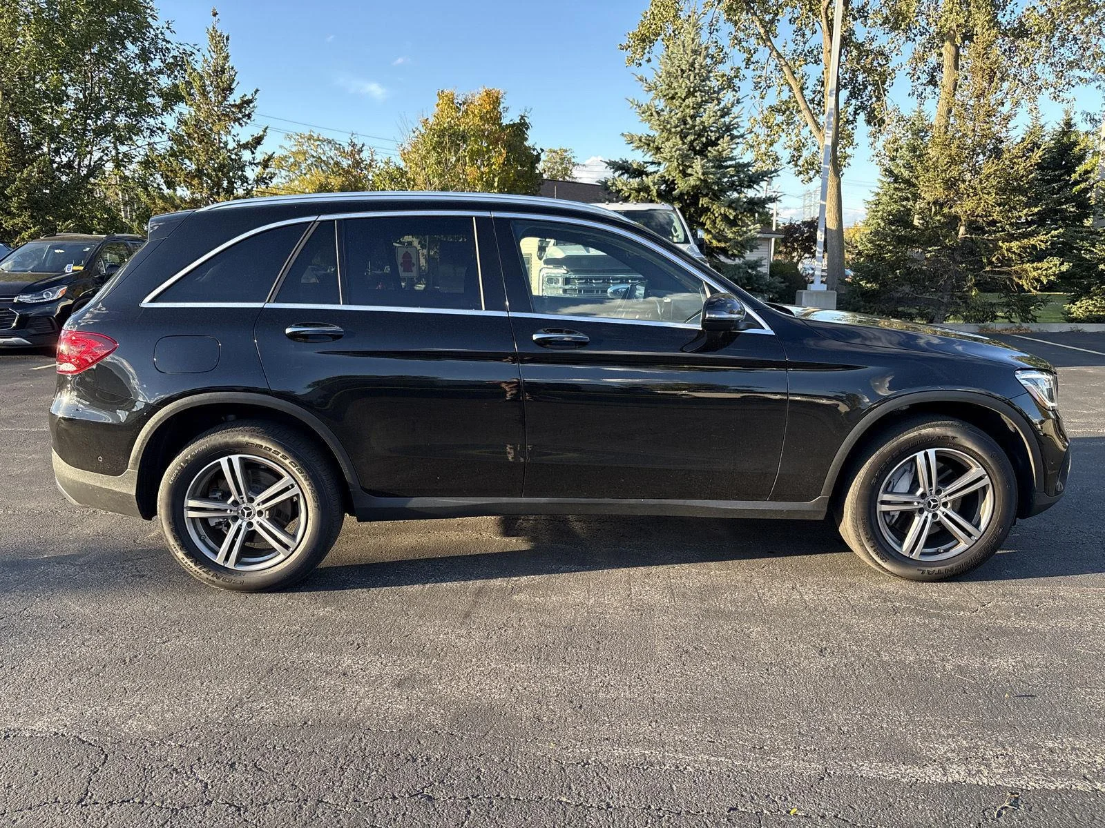 Used 2022 Black Mercedes-Benz GLC 300 image 21