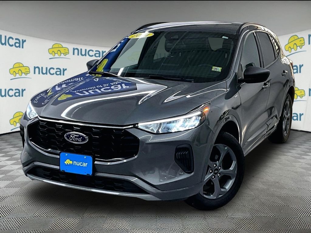 Used 2024 Gray Metallic Ford ST-Line image 3