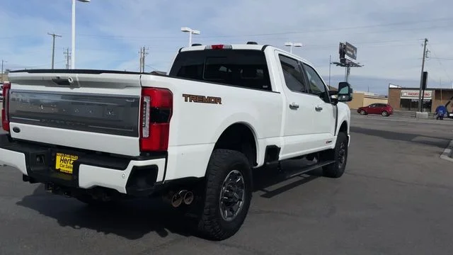 2024 Ford F-350 Super Duty Platinum - Photo 9