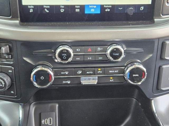 New 2026 Agate Black Metallic Ford XLT image 33