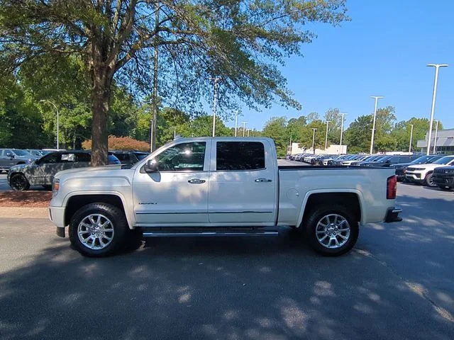 Used 2015 White GMC Denali image 2