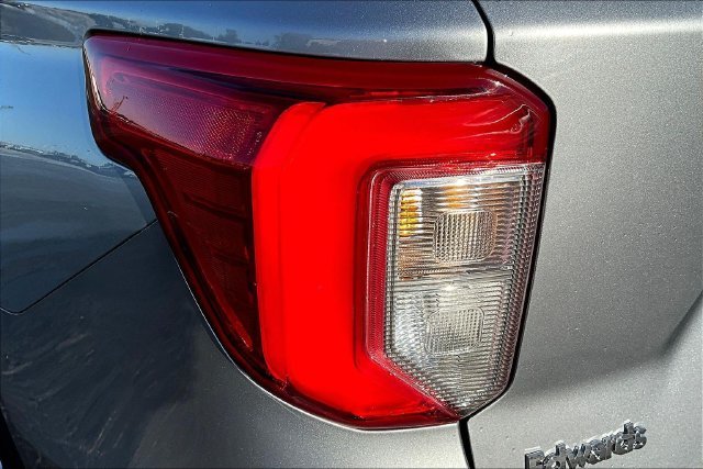 Used 2020 Silver Ford XLT image 22