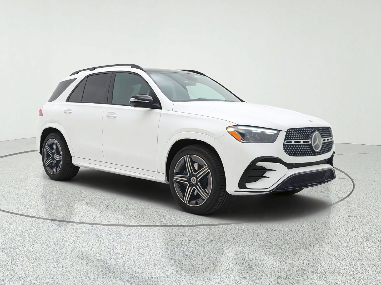 New 2026 MANUFAKTUR Moonlight White Magno Mercedes-Benz GLE 450 4MATIC® SUV image 24