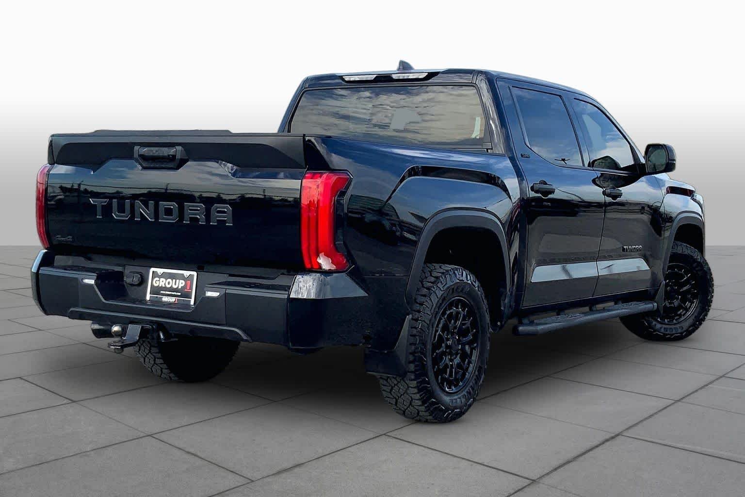 Used 2025 Midnight Black Metallic Toyota SR5 image 13