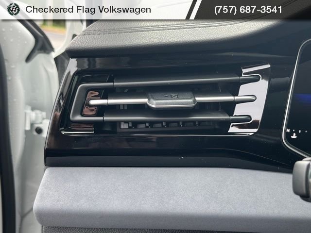 2026 Volkswagen Jetta SE - Photo 30