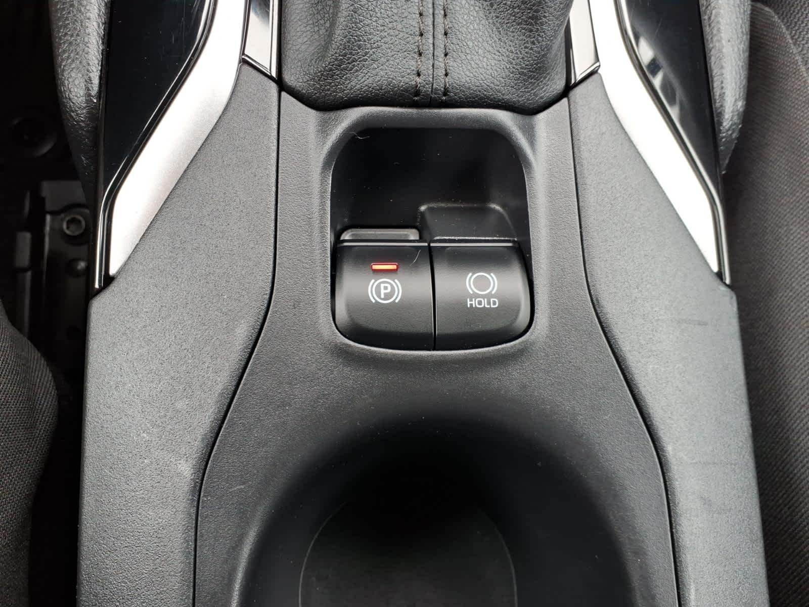Used 2023 Wind Chill Pearl Toyota LE image 21
