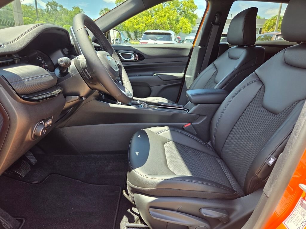 New 2026 Joose (DISC) Jeep Latitude image 13