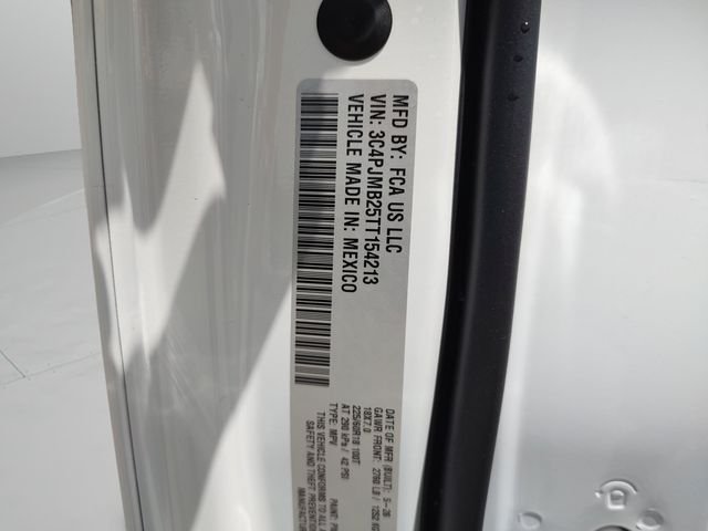 New 2026 Bright White Clear-Coat Exterior Paint Jeep Limited image 33