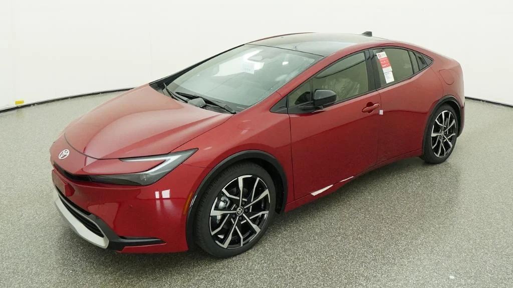 2026 Toyota Prius XSE's photo