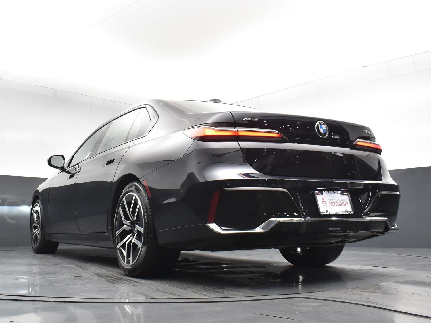 Used 2025 Black BMW 740i xDrive image 28