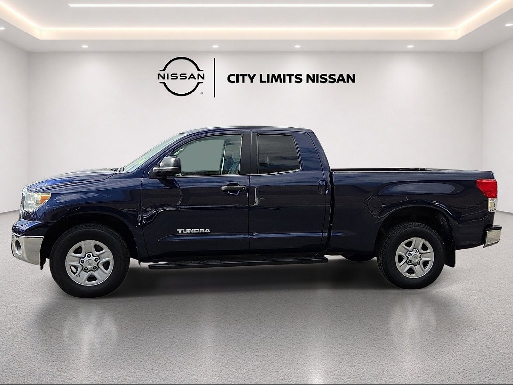 Used 2012 Blue Toyota Grade image 3