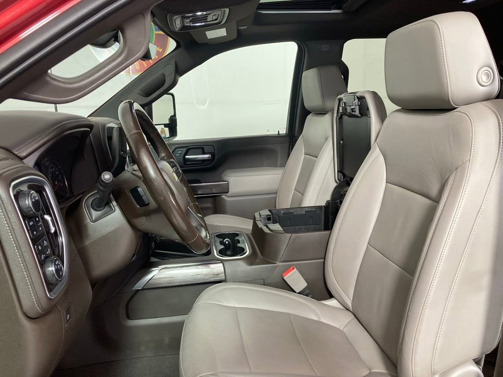 Used 2020 Cajun Red Tintcoat Chevrolet LTZ image 14