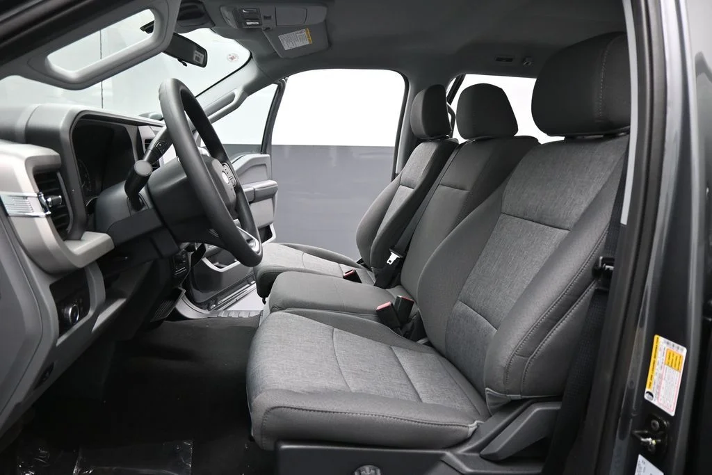 New 2026 Gray Ford XL image 9
