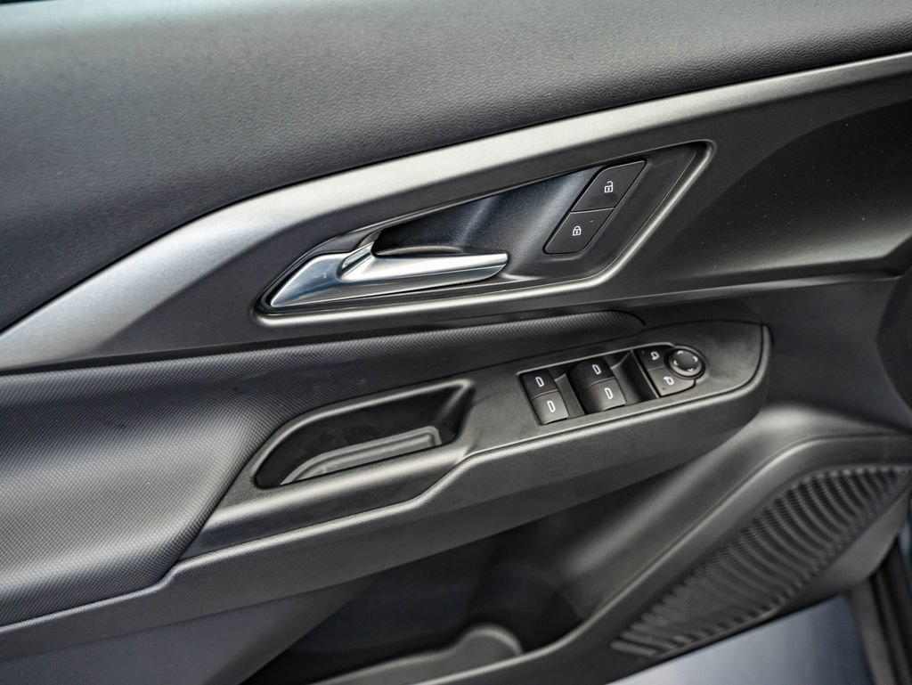 Used 2025 Sterling Gray Metallic Chevrolet LT image 16