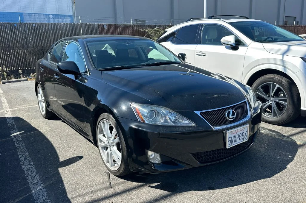 Used 2007 Black Lexus 250 image 2